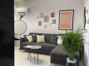 ƦӇƠƊЄ, modern luxury downtown 1bd apt with a/c - Image 2
