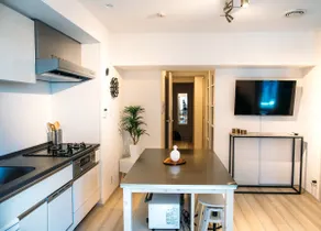 Takeyuki's Apartments, One-bedroom apartment 8 - Image 2