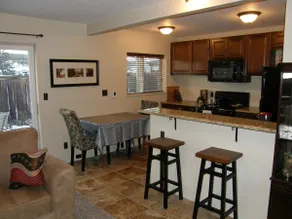1 bedroom condo in Fairplay. STR Permit#2022013136 - Image 2