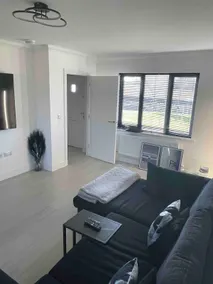 Modern 2 Bedroom House, Edinburgh. - Image 5