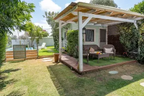 Eden cabin- private pool & garden - Image 3