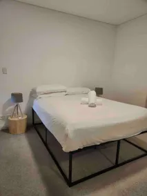 River view 1Bed Apt with parking close to ferry - Image 4