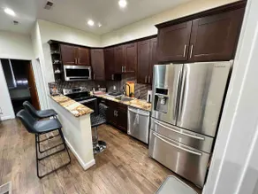 Historical Georgetown Modern Penthouse 12 min DCA - Image 2