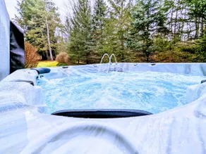 Artemis Lakehouse - Hot Tub, Lakefront & Racetrack - Image 3