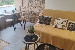 Cozy apartment, Beaujolais - Image 4
