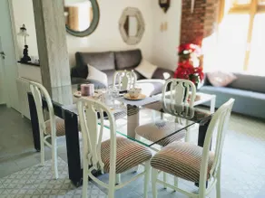 Bright & Elegant City Centre 3 bedroom Apartment - Image 5