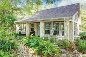 Victorian Blue Shire Cottage - Image 2