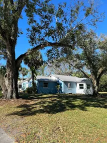 BeachTown Gem, near Holman Stadium & Beach. Pet OK - Image 2