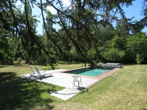House in the heart of the Châteaux de la Loire - Image 2