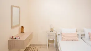 Laconia Domus | 3 BR with Amazing Sunset View - Image 4