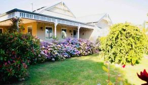 Charming period cottage with a picturesque garden - Image 3