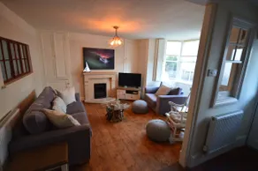3 bed luxury escape 50 mtrs from the waters edge. - Image 3