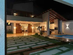 Triplex beach house - Image 2