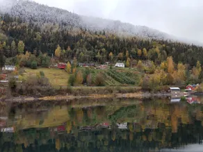Idyllic place by Tinnsjøen lake near Rjukan - Image 3