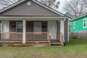 West Durham restored Bungalow Apartment near Duke - Image 2