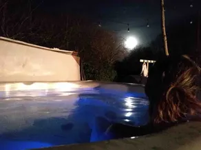 Cosy rural retreat with hot tub under the stars - Image 2