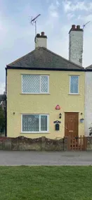 Cosy Cottage Great Bentley near station and shops - Image 3