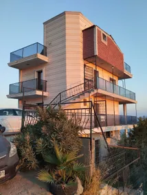 apartment with sea views with terrace - Image 5