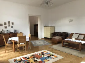 Centrally located apartment in old building - Image 3
