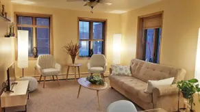 The Serenity Suite, Historic Downtown Calumet - Image 3