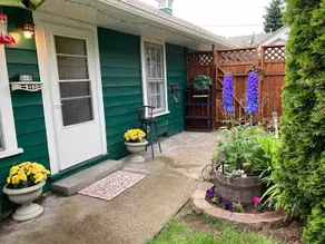 Crossroads Country Cottage - Image 2