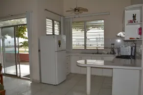 Beachfront house, gated community, safe - Image 4