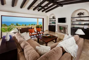 Walking Distance to the One&Only Palmilla Hotel - Image 3
