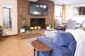 Cozy Valley Suite: Rock City, Ruby Falls, Downtown - Image 2
