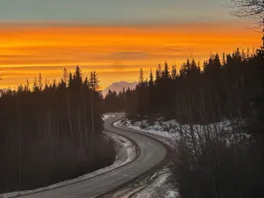Tri-Fell House your mountain escape west of Hinton - Image 3