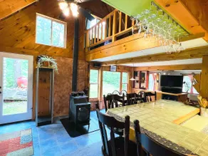 Ein gemütliches Zuhause, perfekt für den begeisterten Outdoor-Enthusiasten! - Image 3