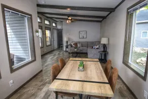 The Hein Cottage-Beautiful hideaway in the ❤️of DC - Image 4