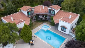 Enjoy a Villa Surrounded by Nature - Image 5
