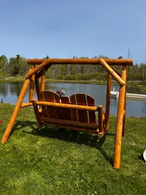 Private FLX Lodge: Hot Tub, Pond, Dogs Friendly - Image 3