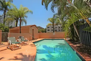 2 Bedroom Apartment with pool and reverse Aircon - Image 3