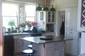 Our Country House. 100 y/o farmhouse on 10 acres - Image 2