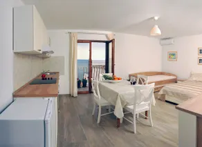Apartment More - Image 5