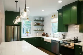 NEW LISTING!! Luxury Cottage in Marina Cove - Just Renovated - Image 3