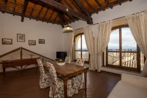 Panoramic apartment in the centre - Image 4