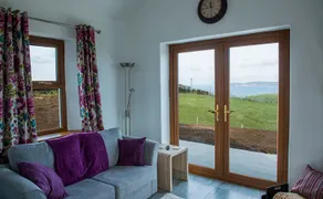Kinbane Self Catering Cottages - 'Makem's Cottage' - Image 2