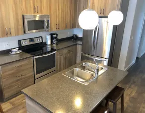 New home - Comfortable, Convenient, & Central - Image 4