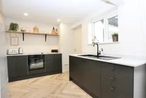 sleeps 7, stylish japandi house - Image 5