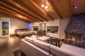 Muthee Luxurious Private Villa - Image 3