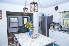 Peaceful,spacious and newly renovated space - Image 5
