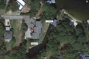 Unit E. Enjoy cozy bayside living. (Pets!) - Image 3
