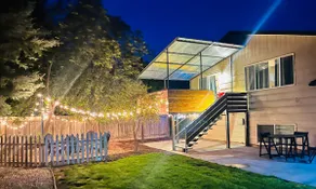 Cheerful home! Hot tub, fire pit, covered patio - Image 4