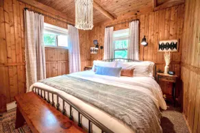 Applemoon: Charming Log Cabin in a Mountain Lake Community - Image 3