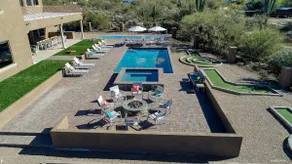 Magnifico palazzo con 10 camere da letto in Desert Paradise - Image 4