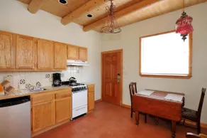 Private Santa Fe Retreat w/King Bed, patio - Image 2