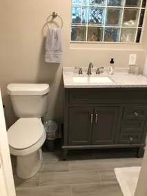 Pet friendly, Private suite w/ private fenced yard - Image 5