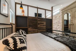 Stylish Hipster Heaven in Camperdown - Image 4